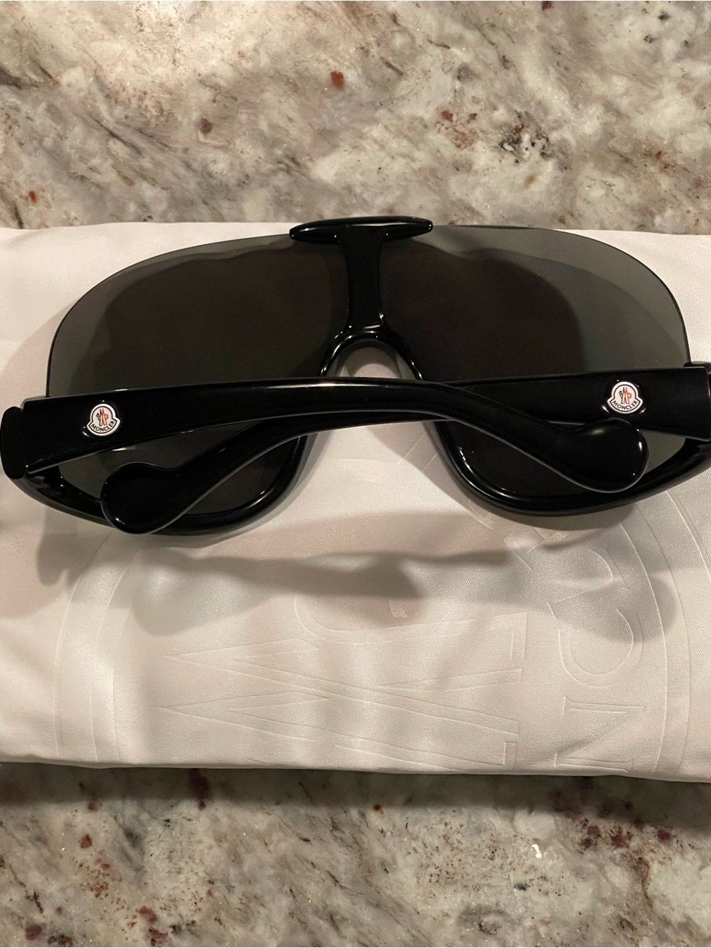 Moncler Black Shield-Style Sunglasses with Dark Smoke Lenses: ML0230-01A - Picture 2 of 15